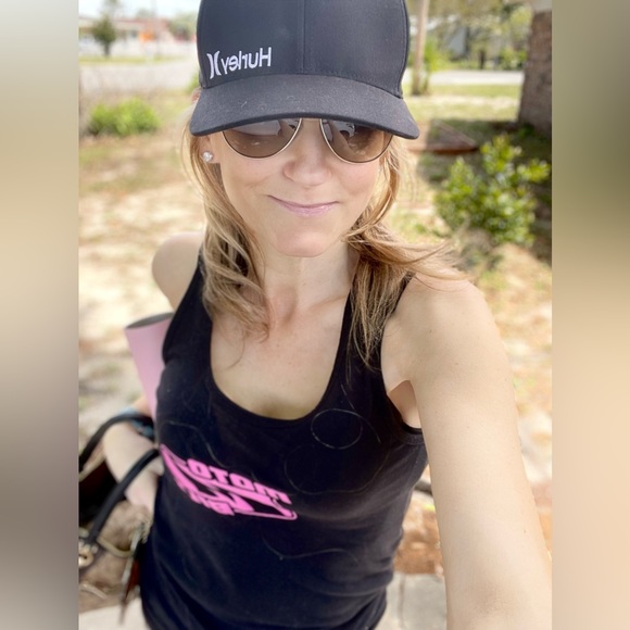 Meet your Posher, Dana - Picture 7 of 16